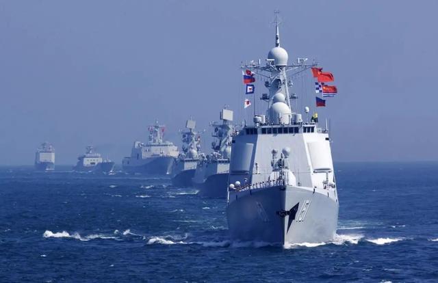 中国有多少现役军人（美媒：解放军有360艘战舰和1600架战机，有绝对的实力去收复台湾）